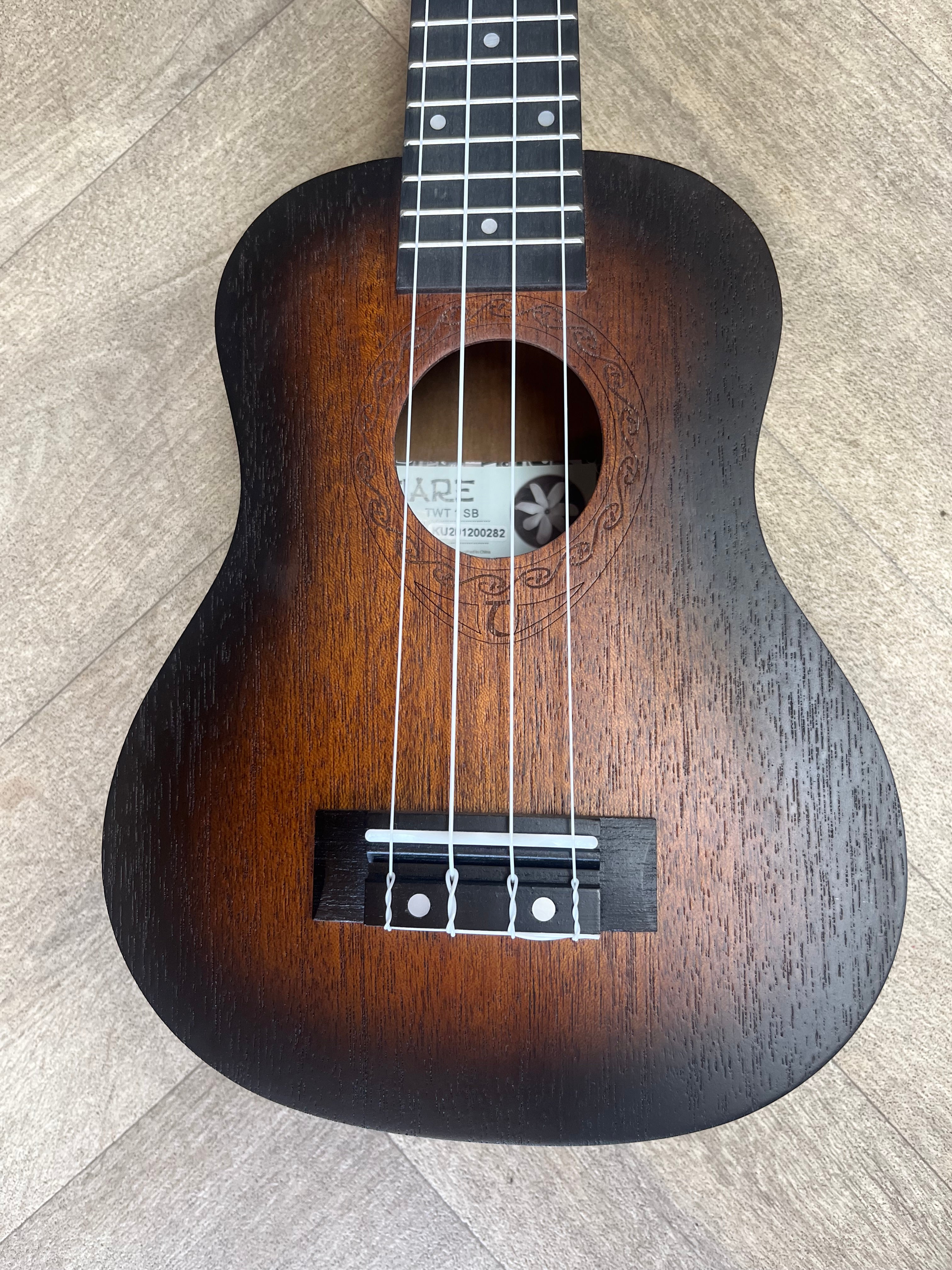SOPRANO UKULELE ALL MAHOGANY WHISKEY BARREL SATIN