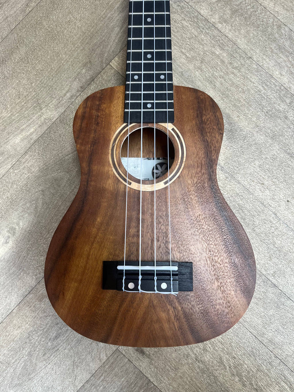 TIARE SERIES CONCERT ALL KOA SATIN UKULELE