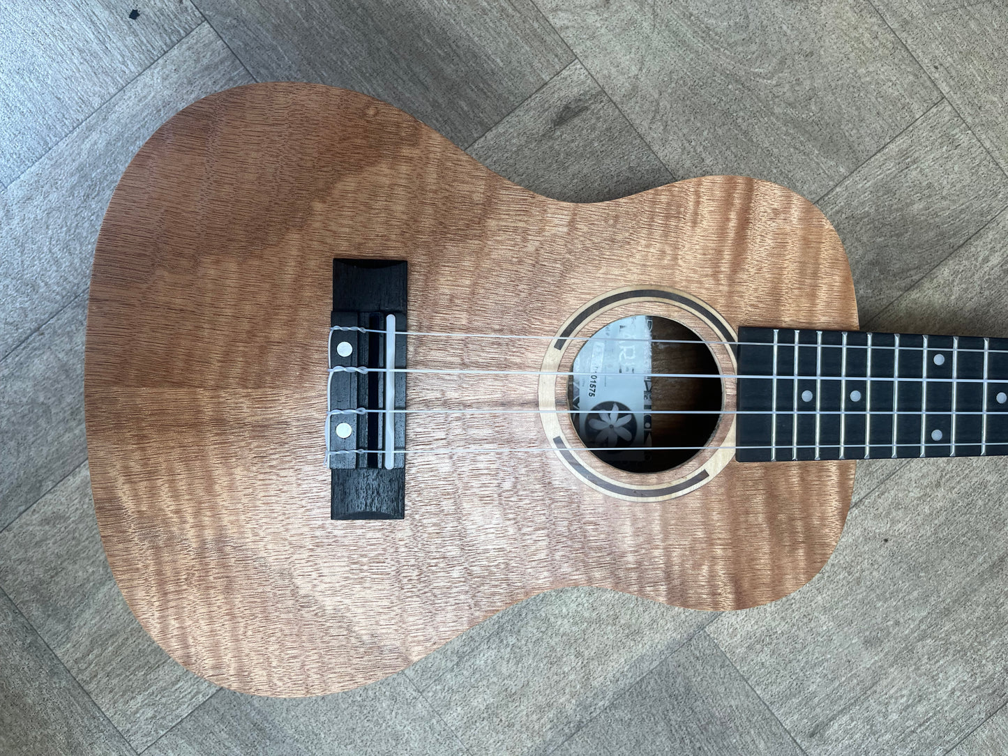 TIARE SERIES CONCERT ALL FLAME MAHOGANY UKULELE