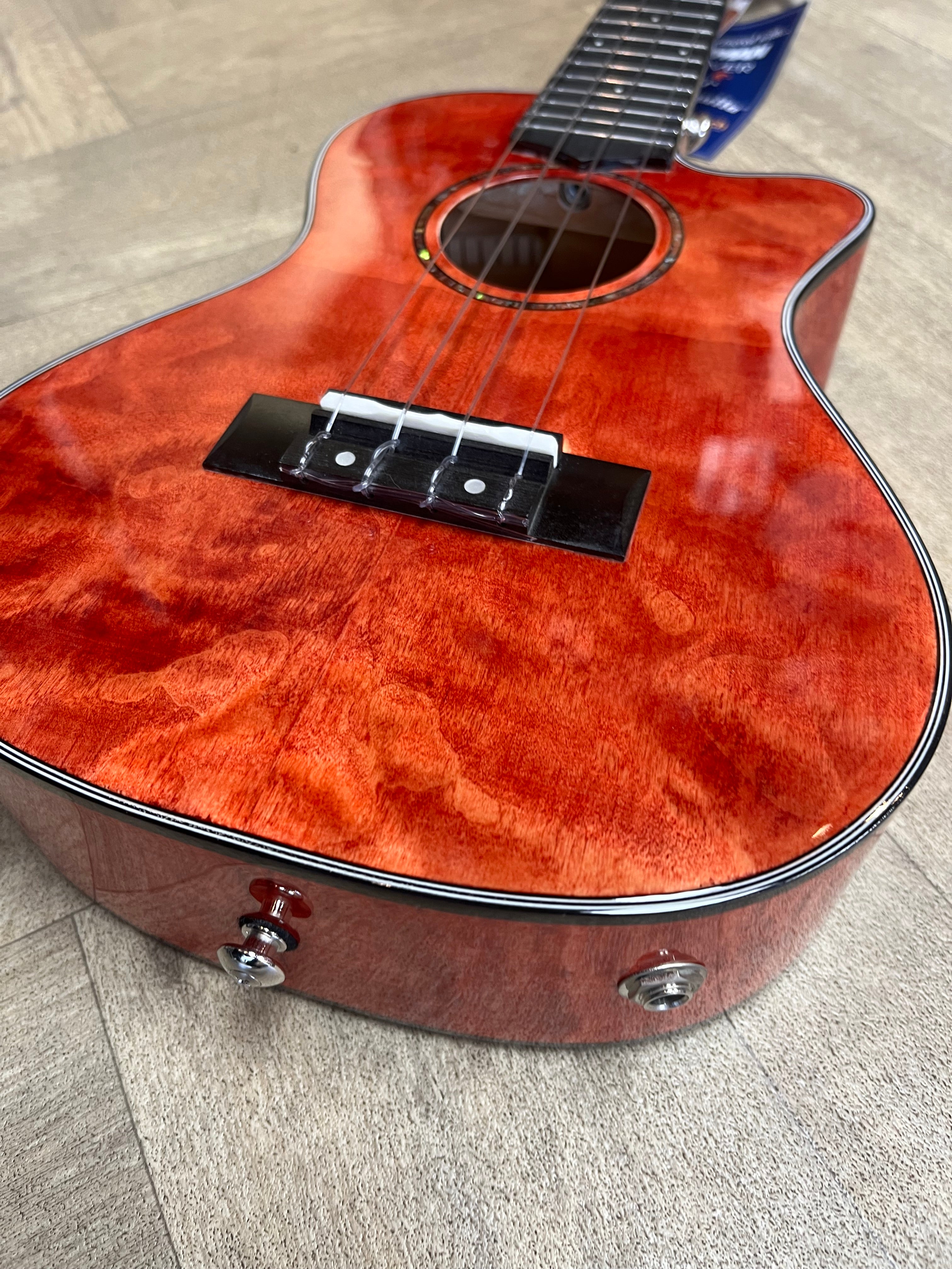 Tanglewood Tenor Cutaway Uke - Tuscan Sunset Red Gloss