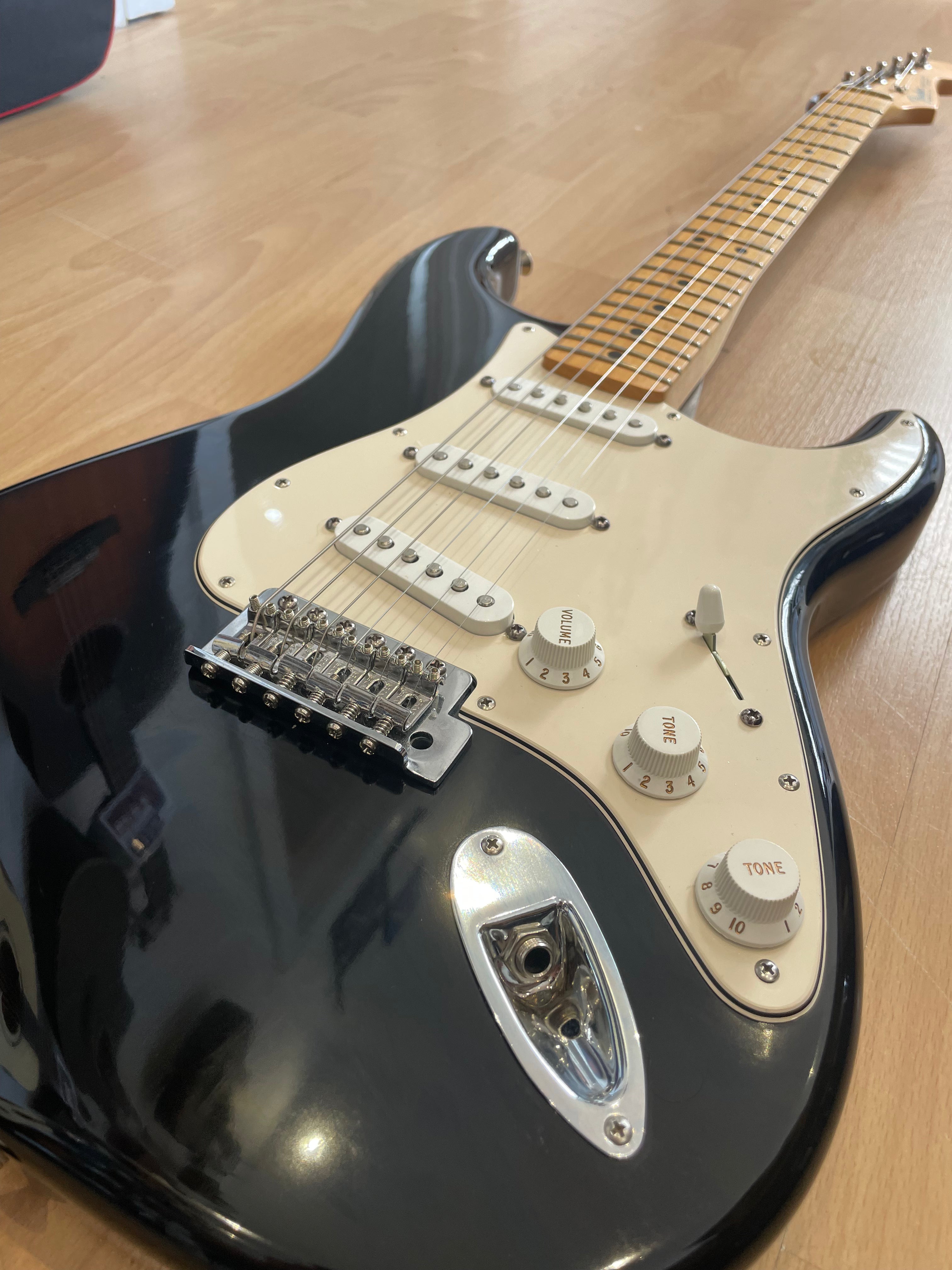 Fender Mexican Stratocaster 2008- In standard Black - Excellent condition
