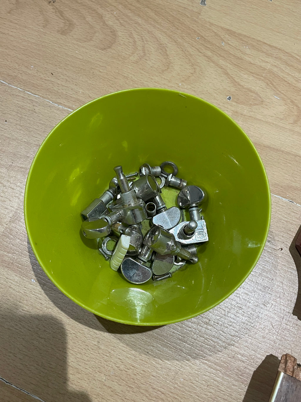SPARES and REPAIRS Epiphone Les Paul Standard- broken headstock