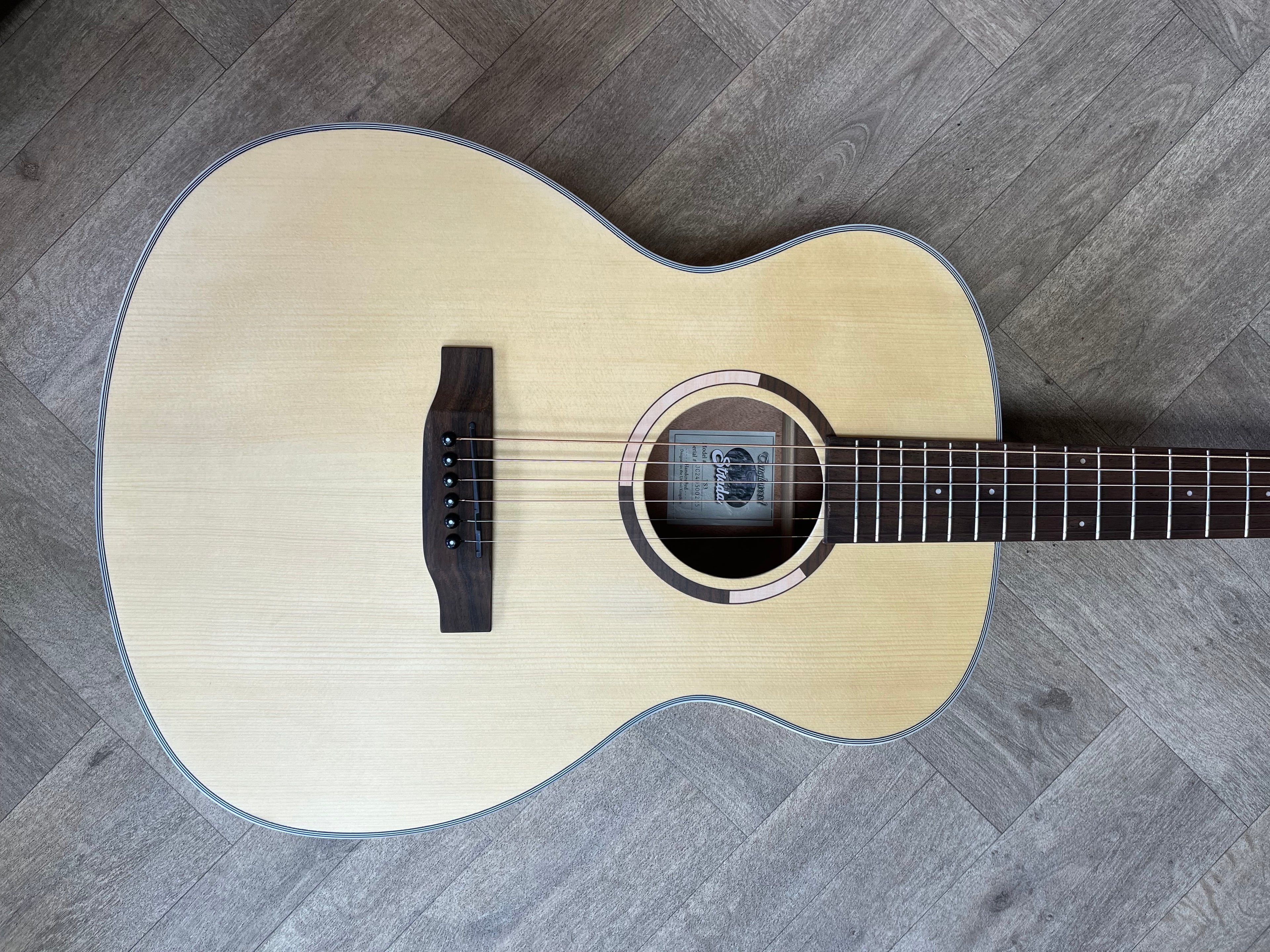 Tanglewood Strada - Great Value Acoustic Guitar