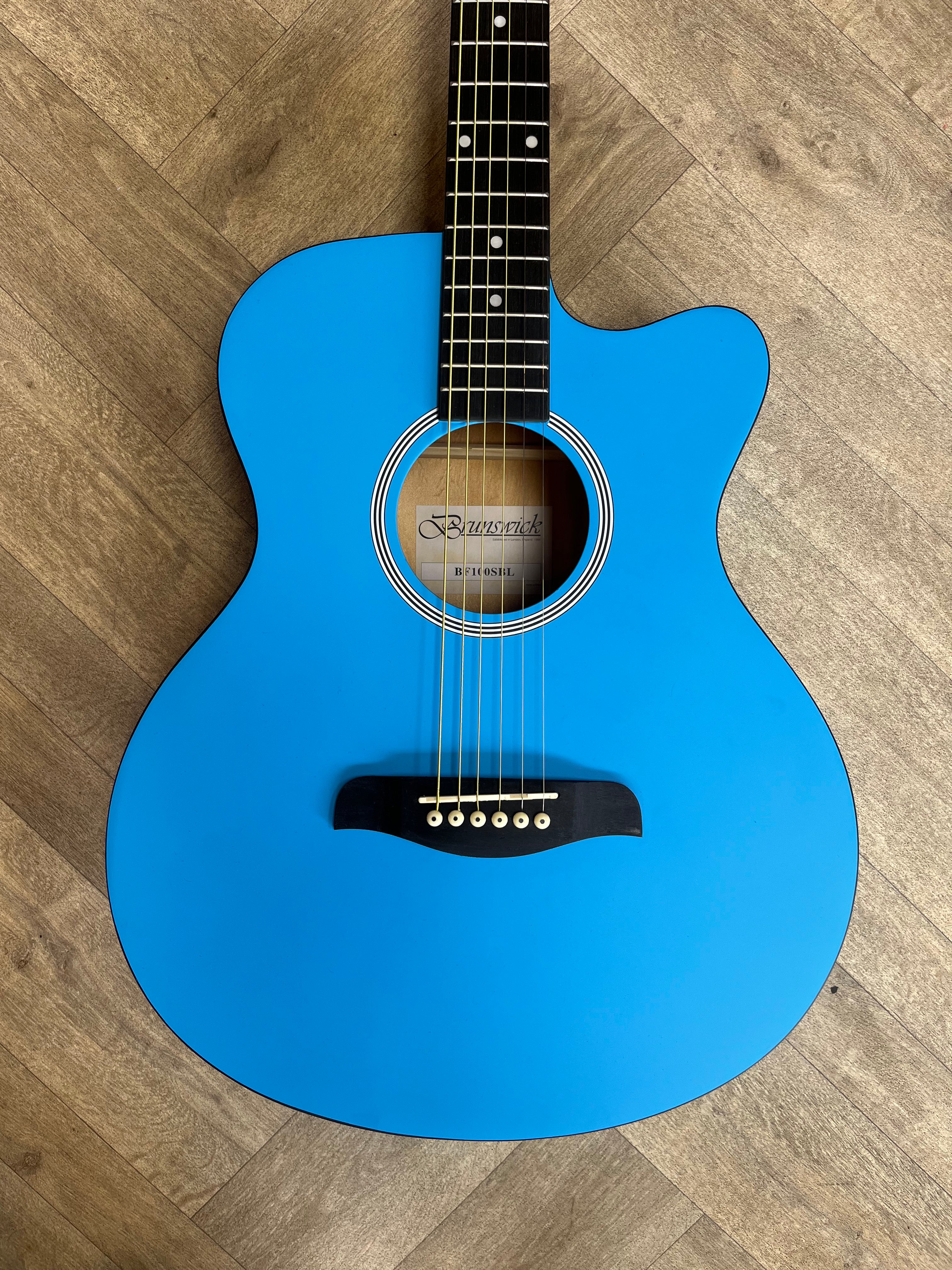 BRUNSWICK GRAND AUDITORIUM CUTAWAY SKY BLUE