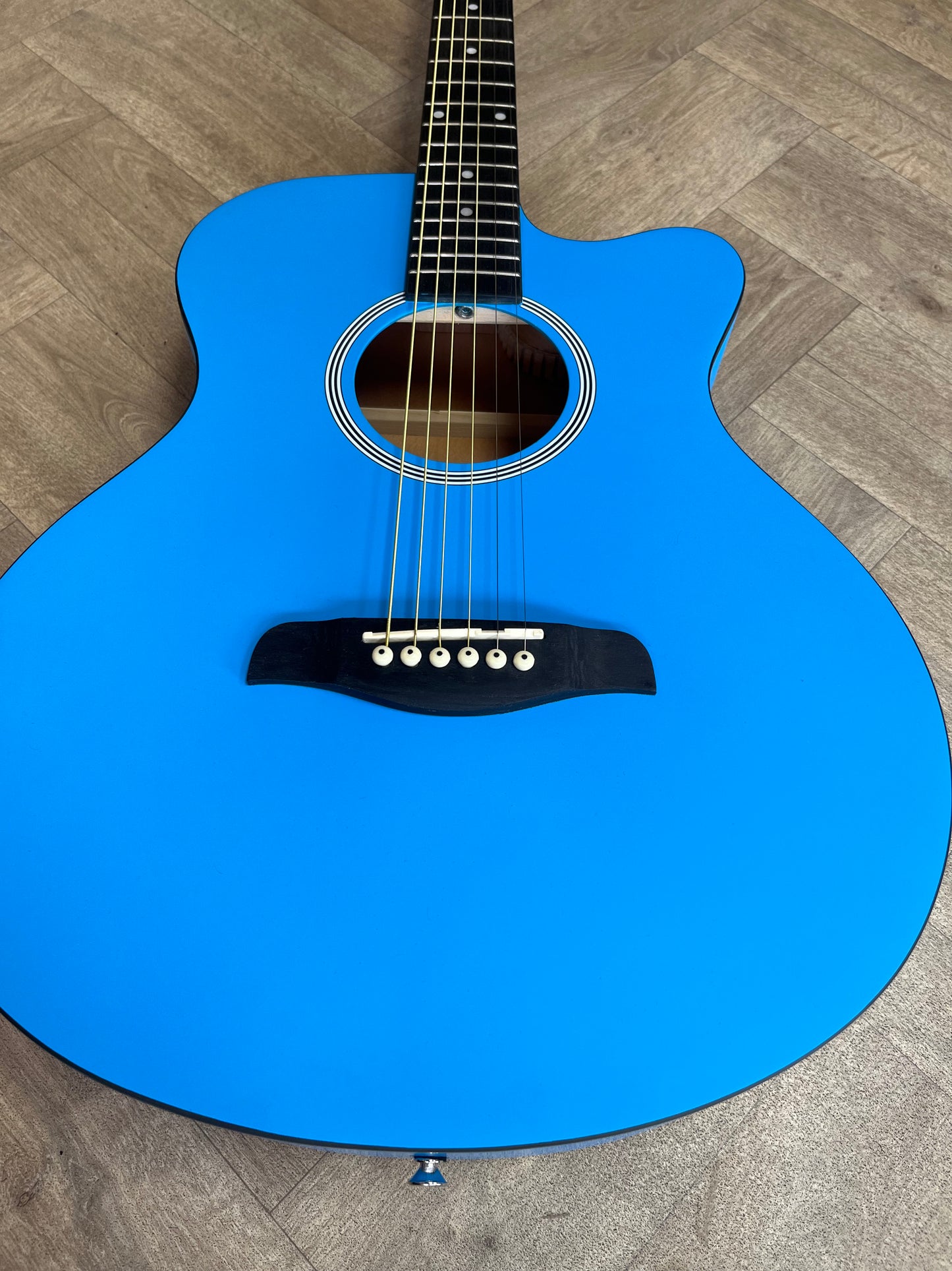 BRUNSWICK GRAND AUDITORIUM CUTAWAY SKY BLUE