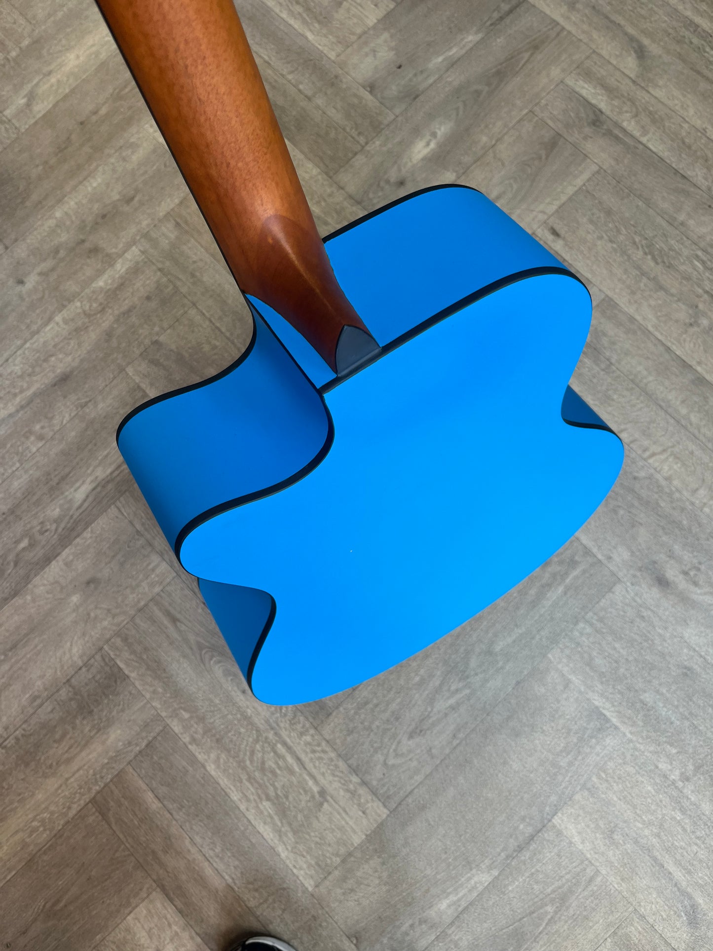 BRUNSWICK GRAND AUDITORIUM CUTAWAY SKY BLUE