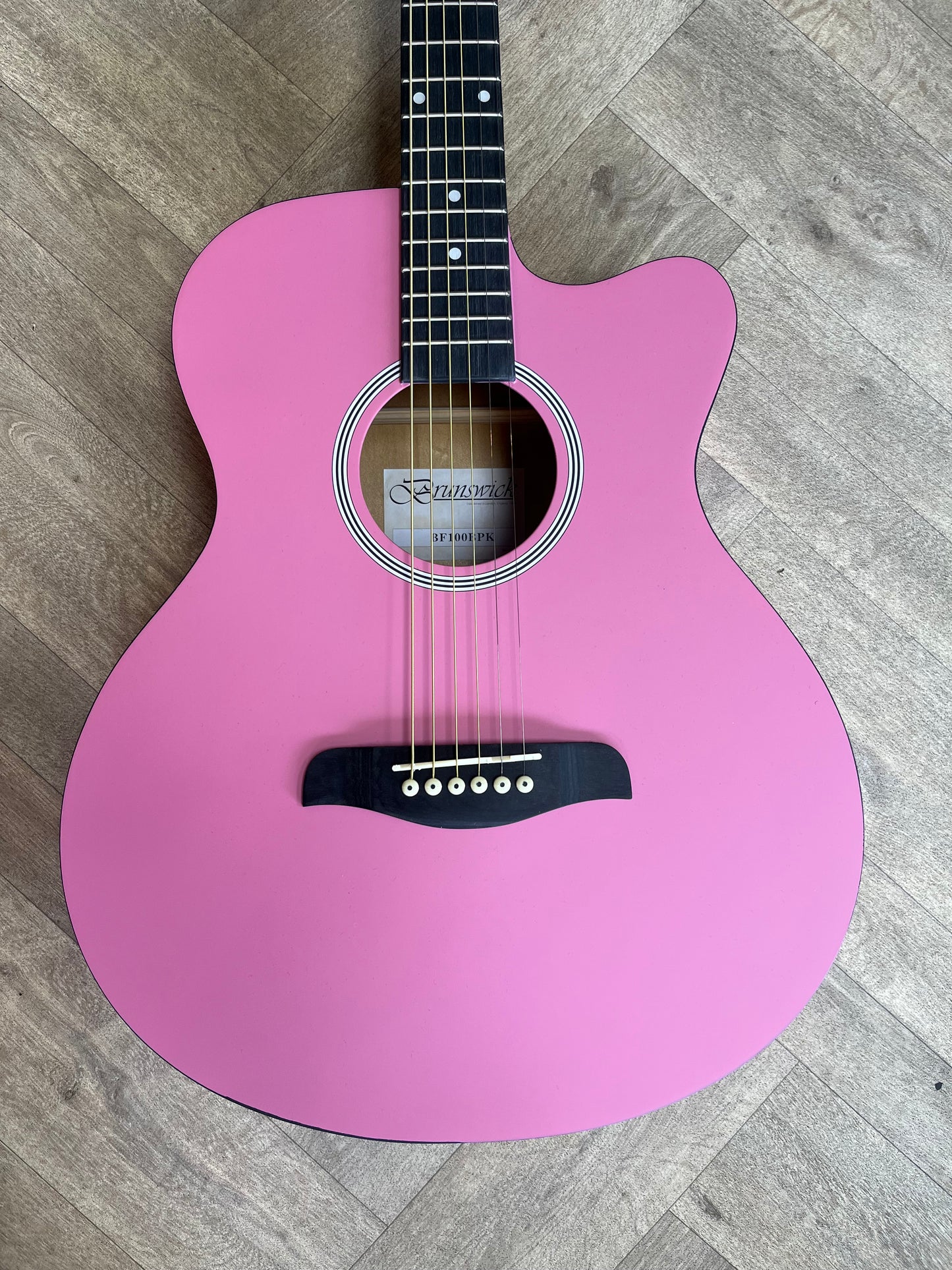 BRUNSWICK GRAND AUDITORIUM CUTAWAY BABY PINK