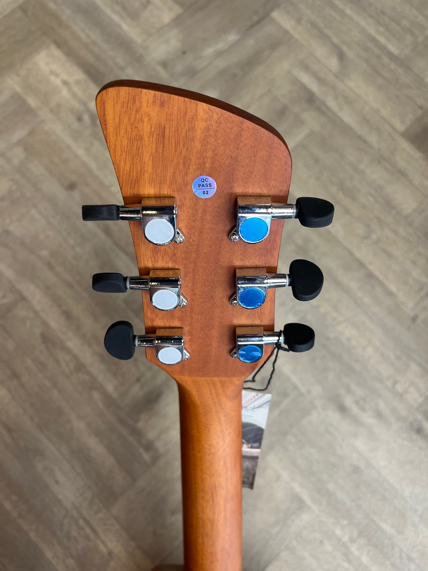BRUNSWICK GRAND AUDITORIUM CUTAWAY BABY PINK