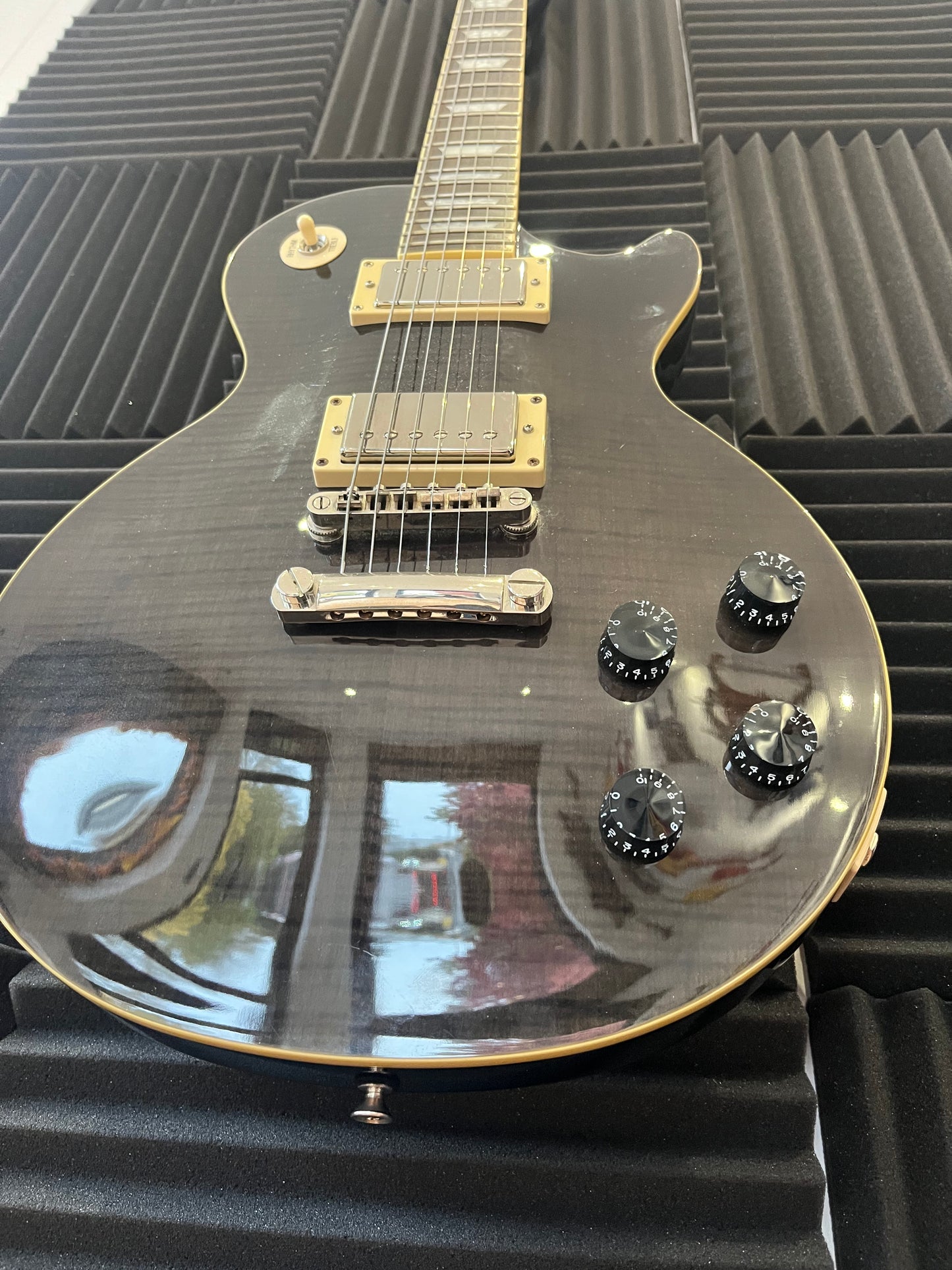 B Stock - Epiphone Les Paul 1960 Tribute Plus Transparent Grey - Damaged