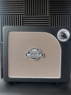 MOOER HORNET 15W MODELING GUITAR AMP BLACK