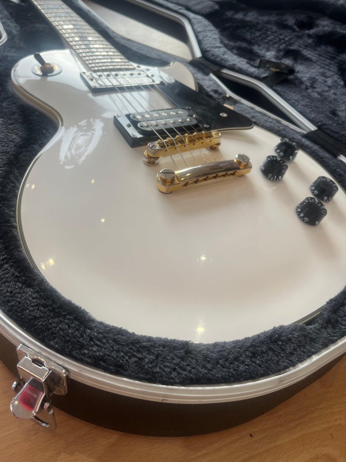 Epiphone Les Paul Custom Alpine White - GOOD CONDITION