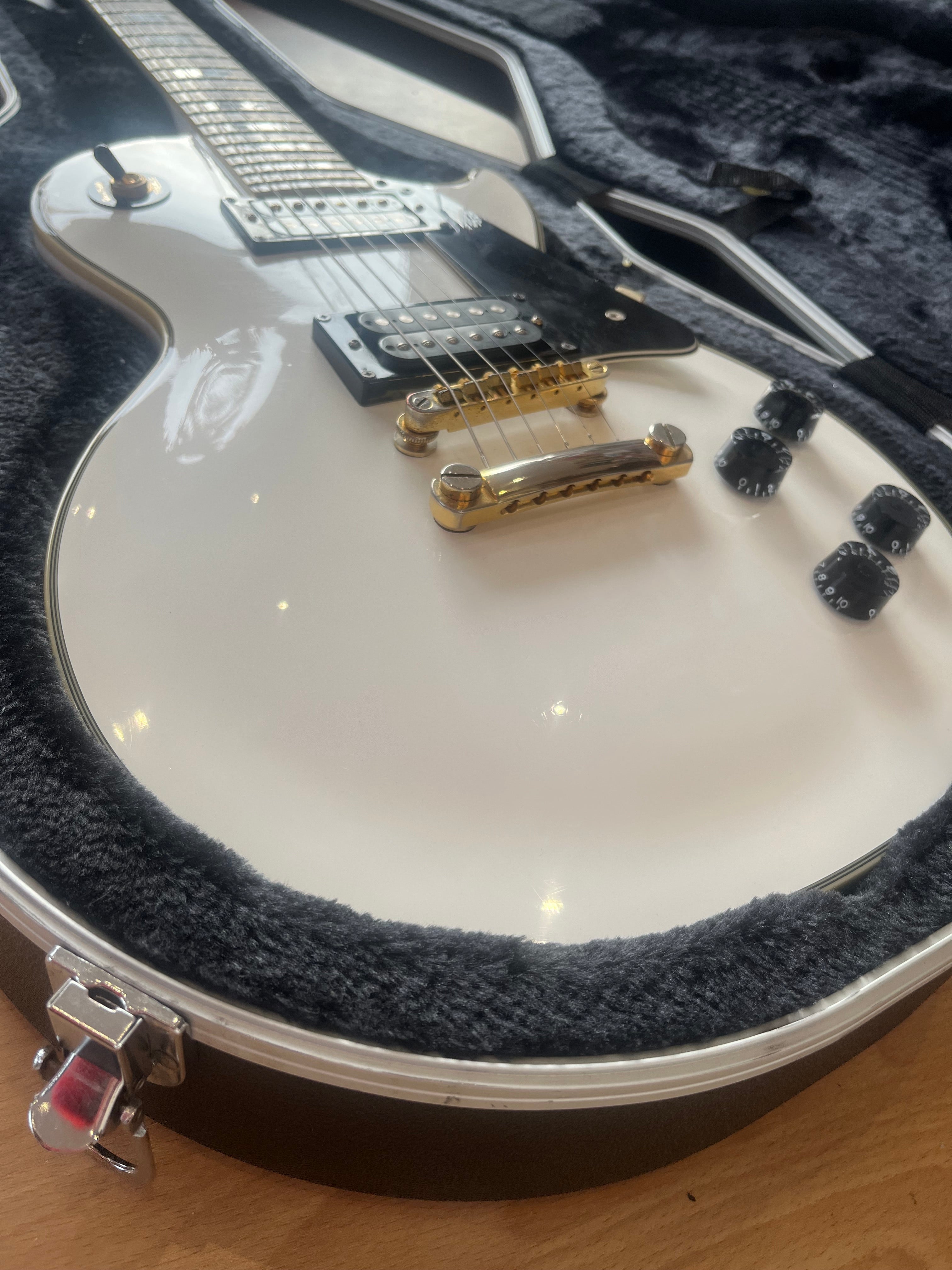Epiphone Les Paul Custom Alpine White - GOOD CONDITION