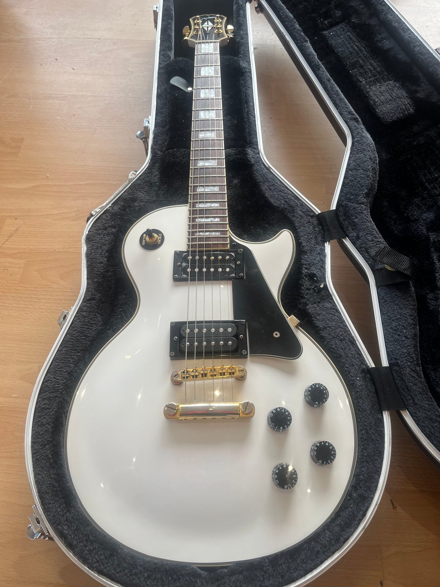 Epiphone Les Paul Custom Alpine White - GOOD CONDITION