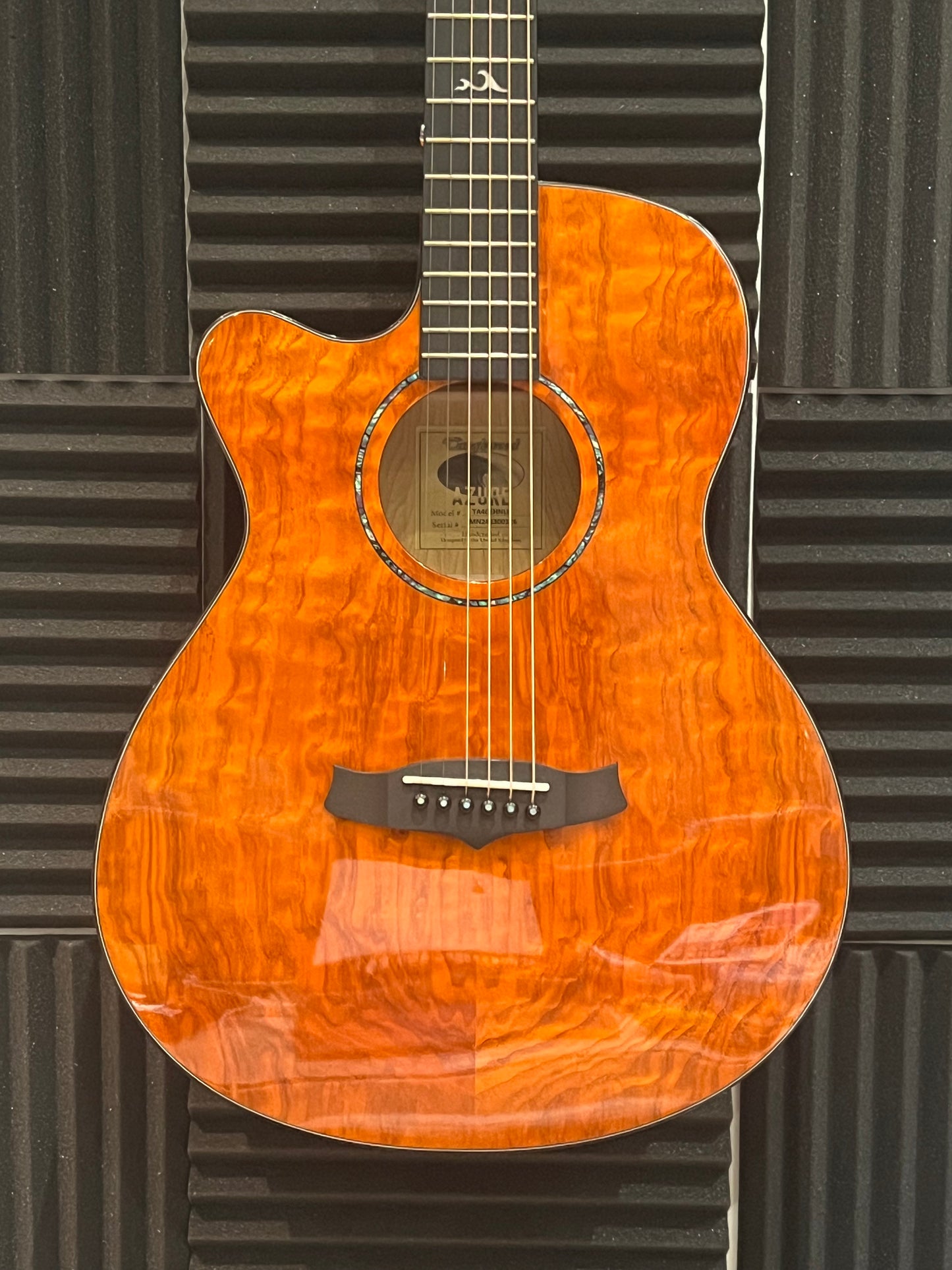 Tanglewood Azure - Honey Gloss finish - Left Handed
