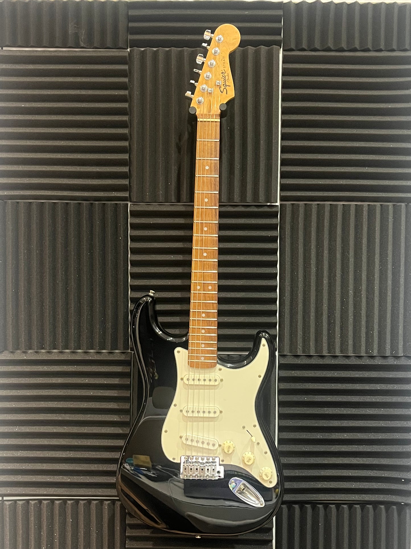 Fender Squier Strat - Jet Black - GREAT CONDITION