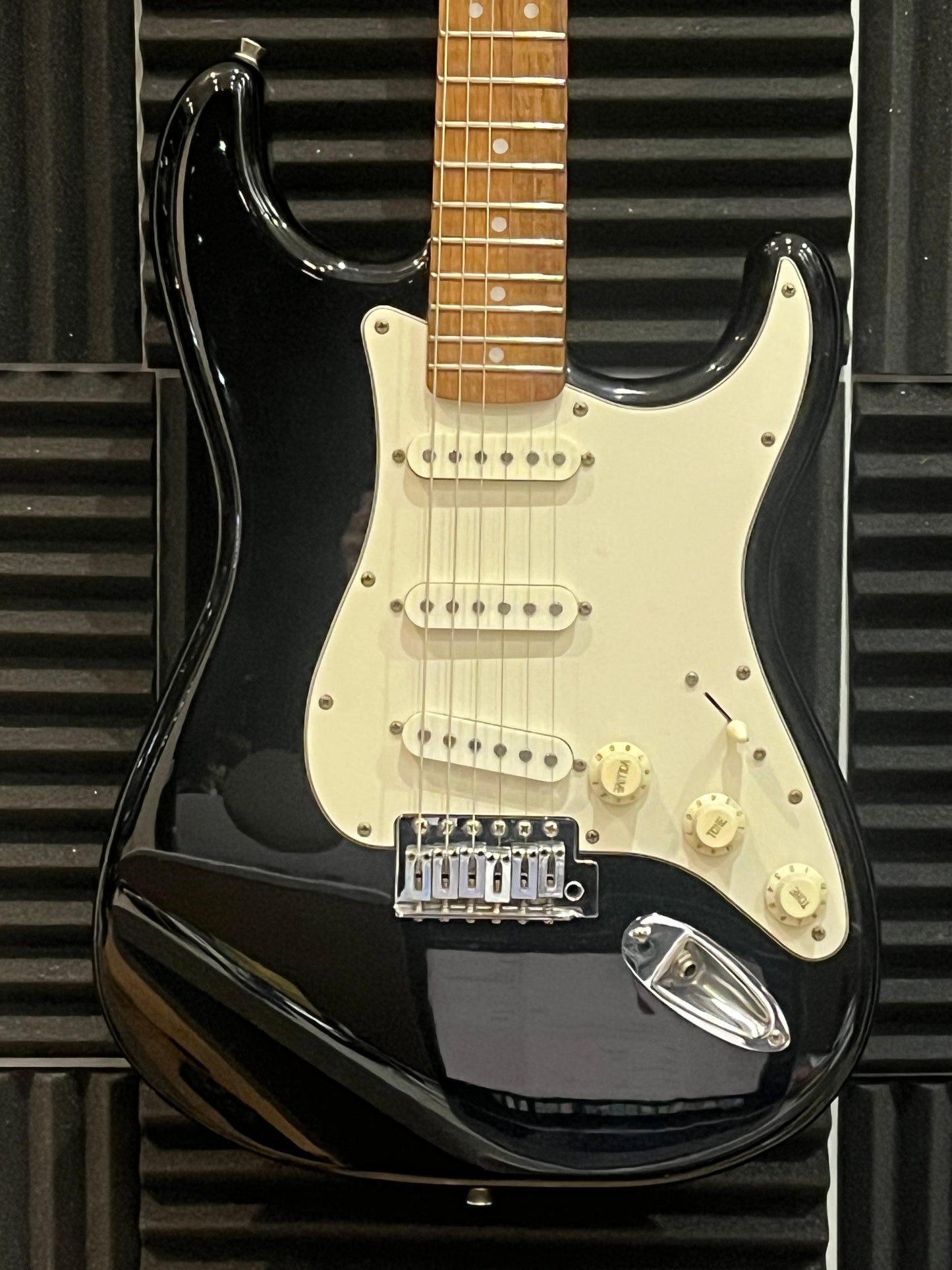 Fender Squier Strat - Jet Black - GREAT CONDITION