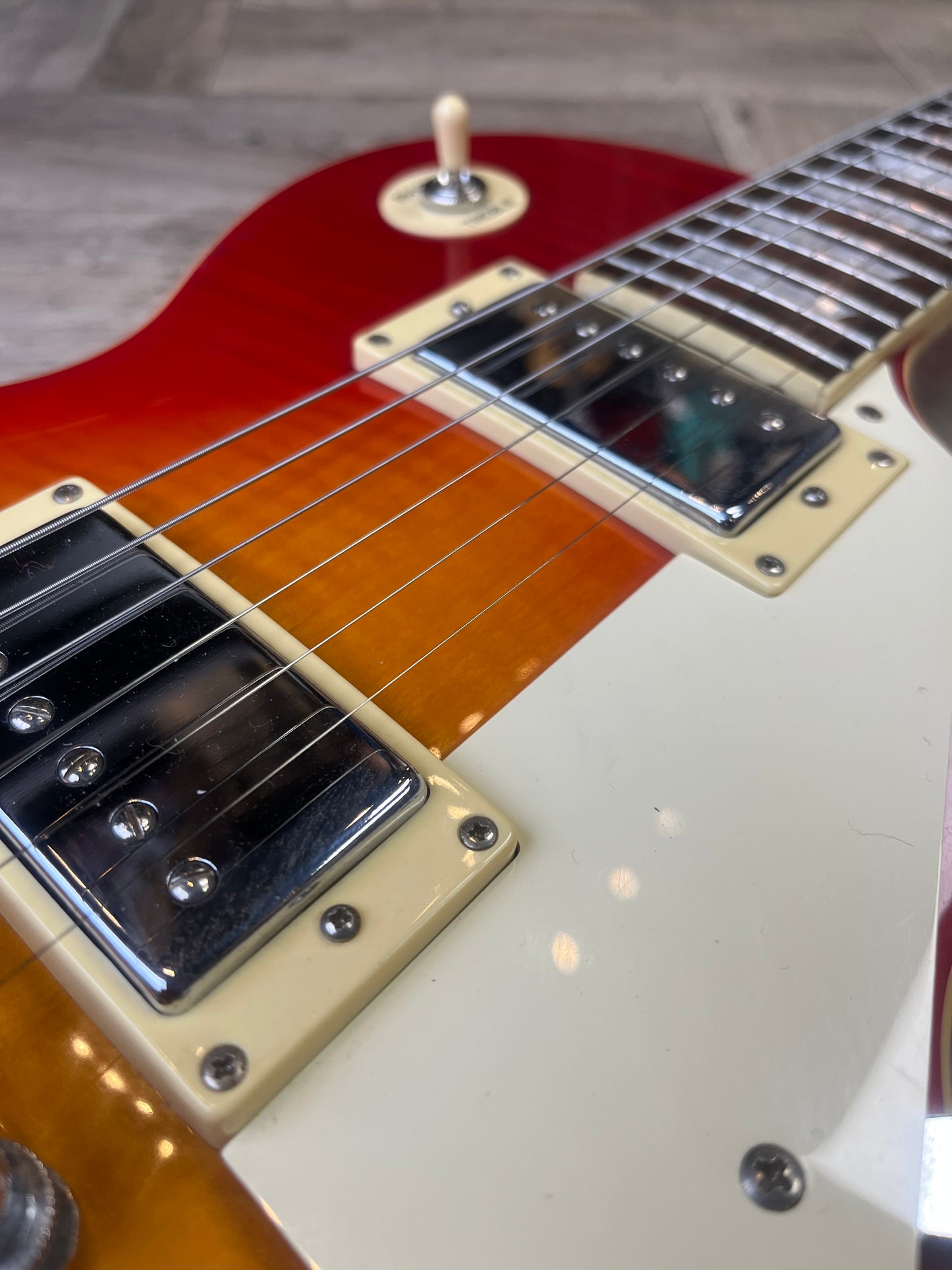 Epiphone les paul standard Cherry Sunburst