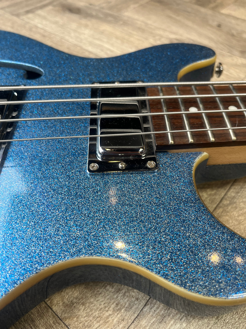 Daisy Rock Glitter Blue active Bass