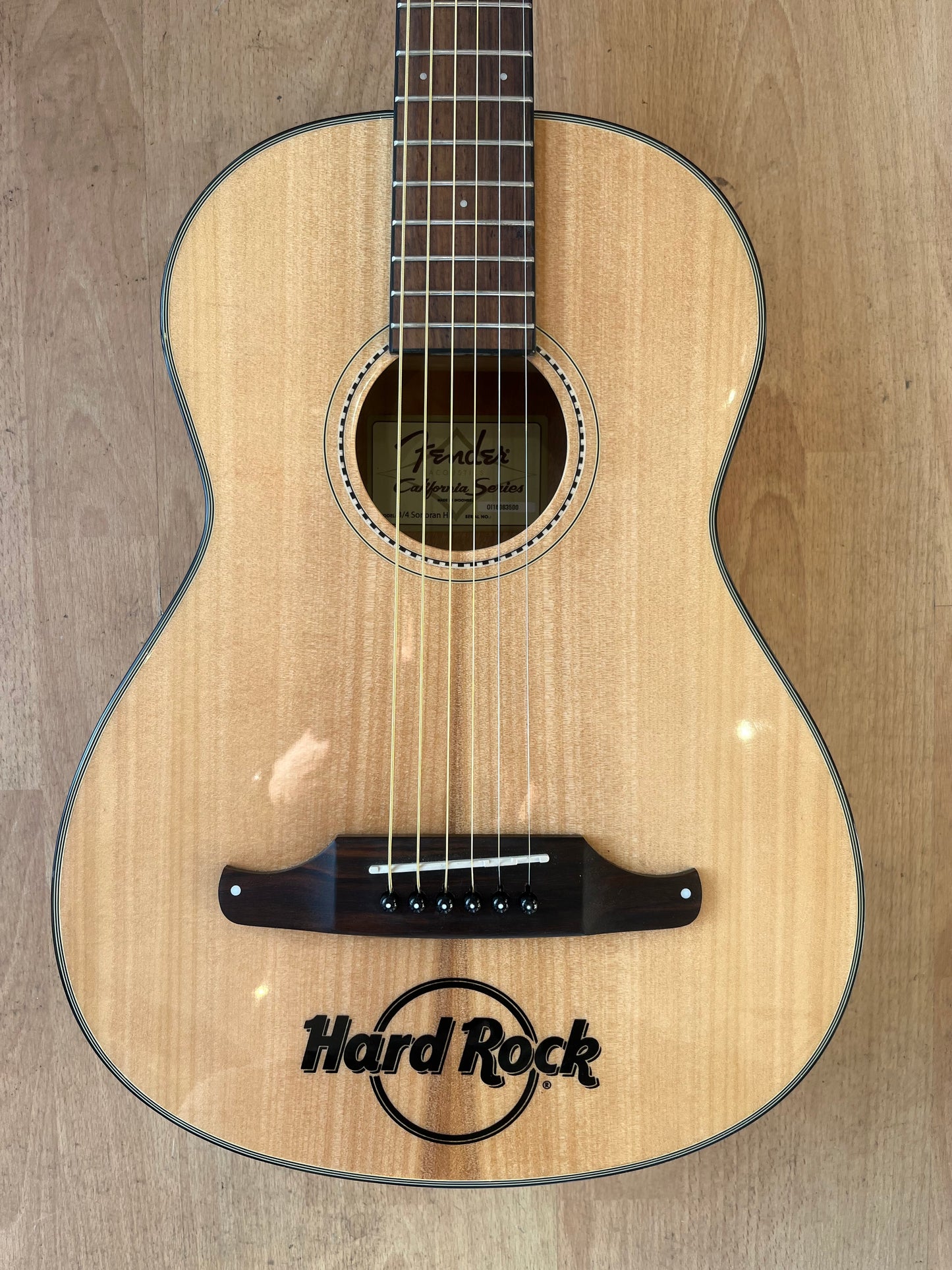 FENDER Sonaran Acoustic guitar HARD ROCK logo