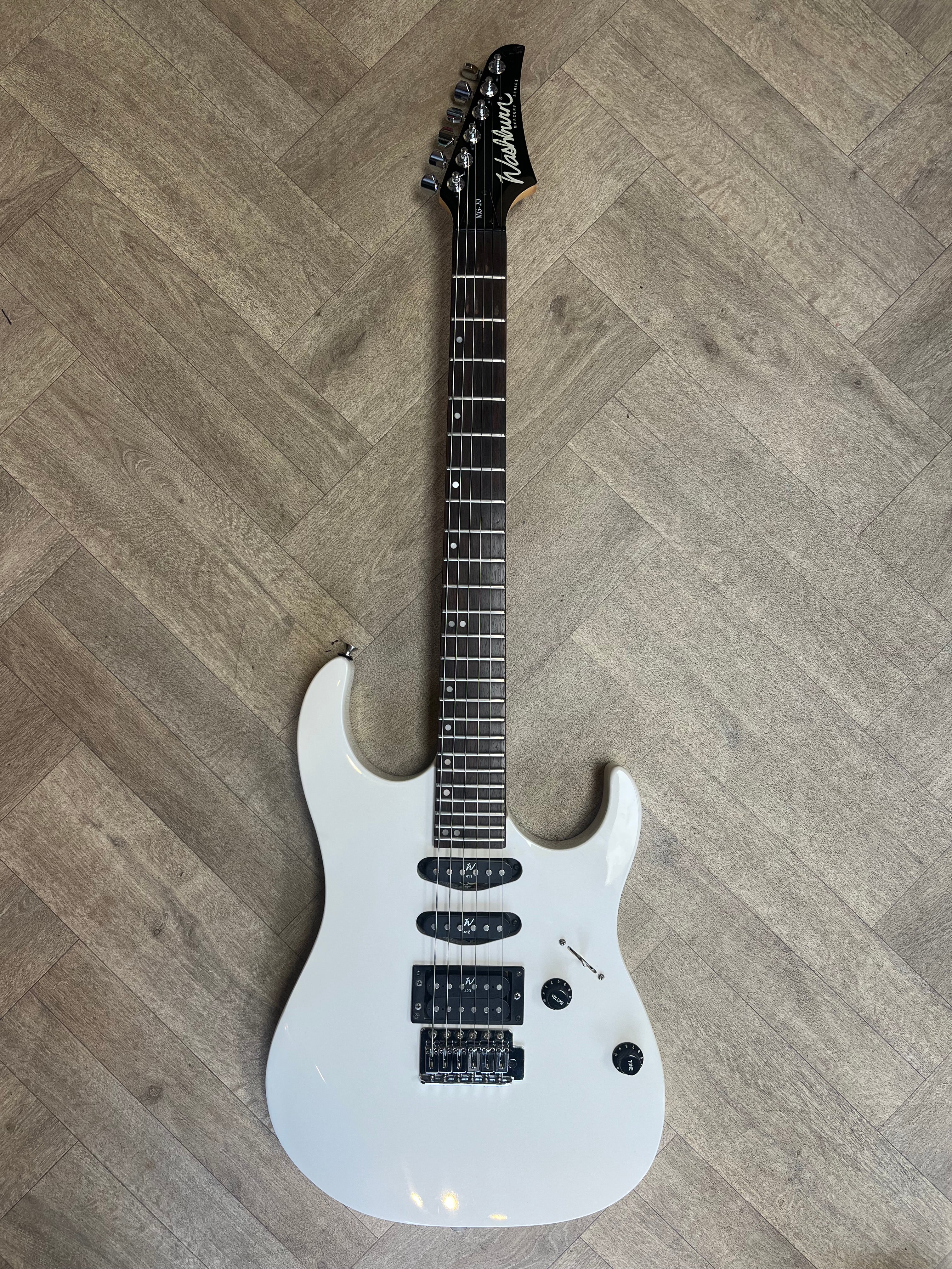 Beautiful Washburn Mercury Series in Sleek White Finish