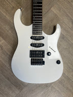 Beautiful Washburn Mercury Series in Sleek White Finish