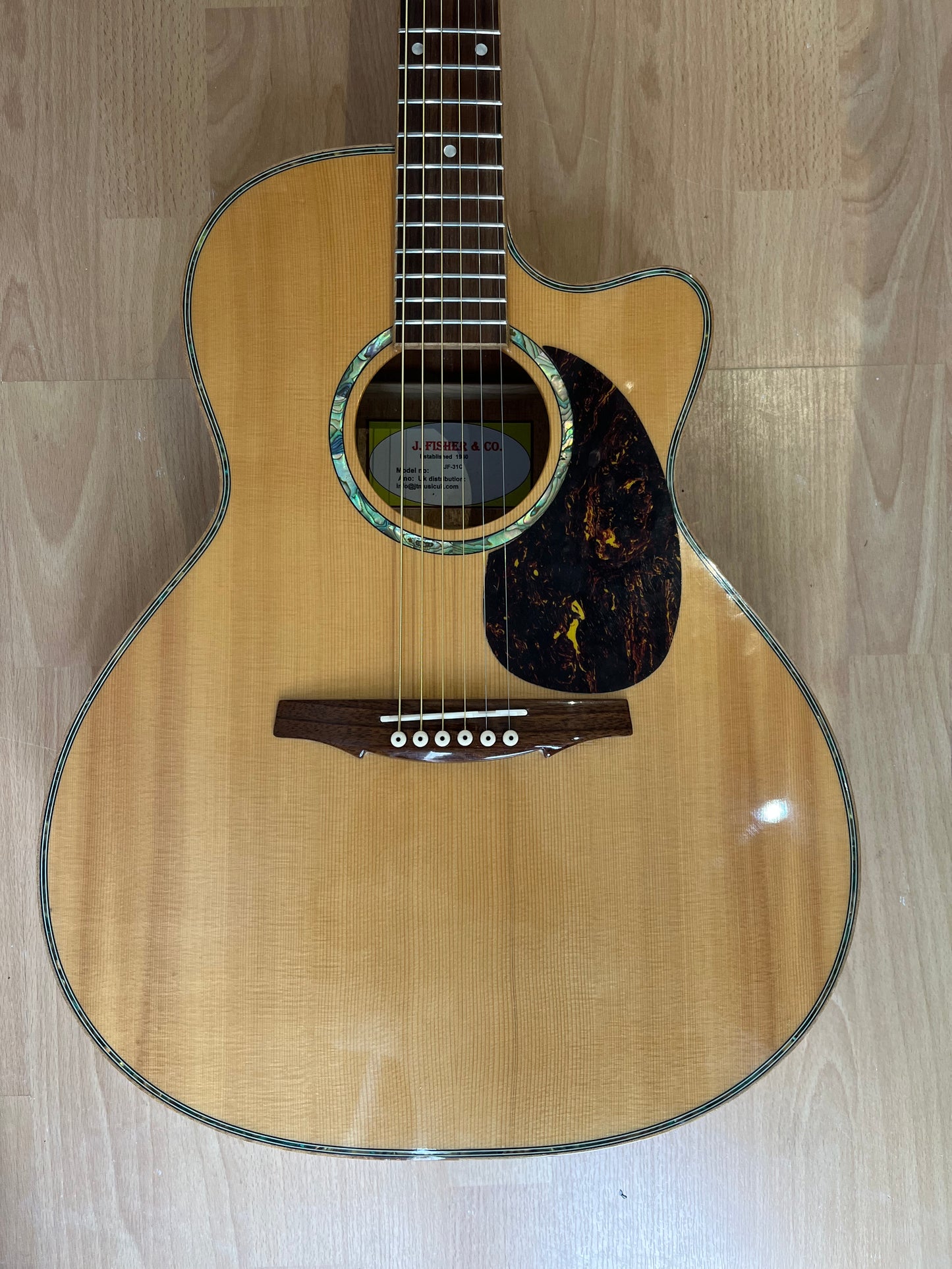J Fisher & Co Acoustic Cutaway