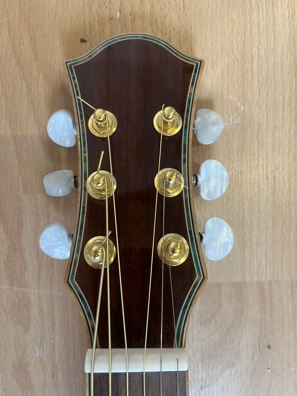 J Fisher & Co Acoustic Cutaway