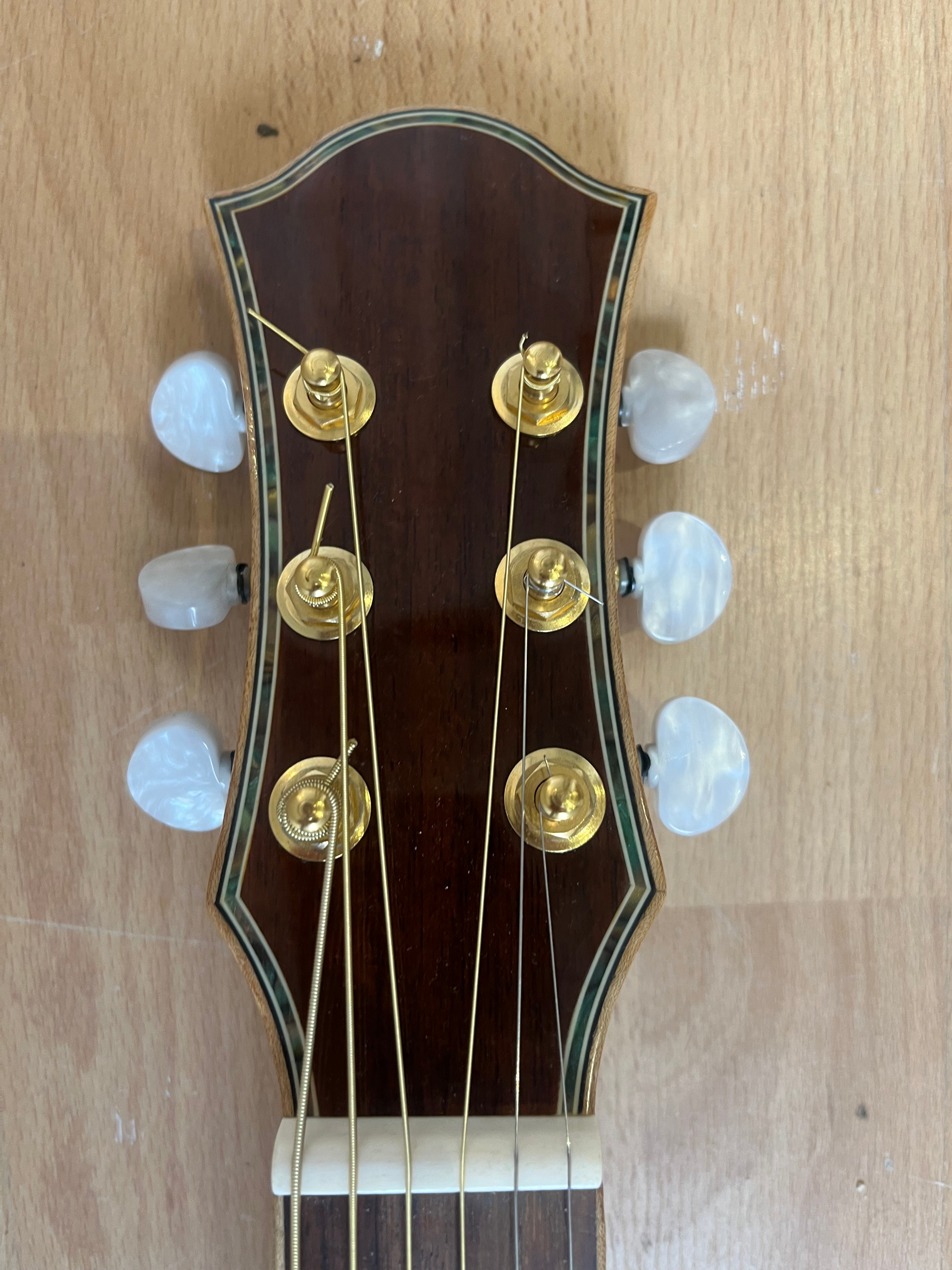 J Fisher & Co Acoustic Cutaway