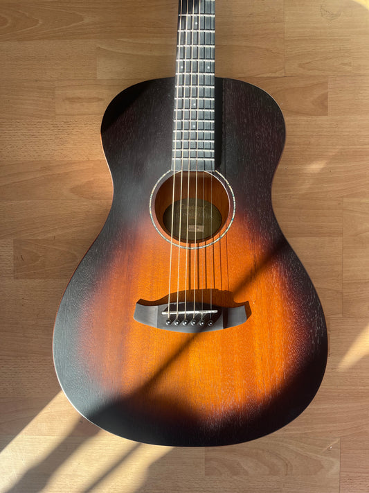 Tanglewood Cross Roads Guitar - Parlour Shape
