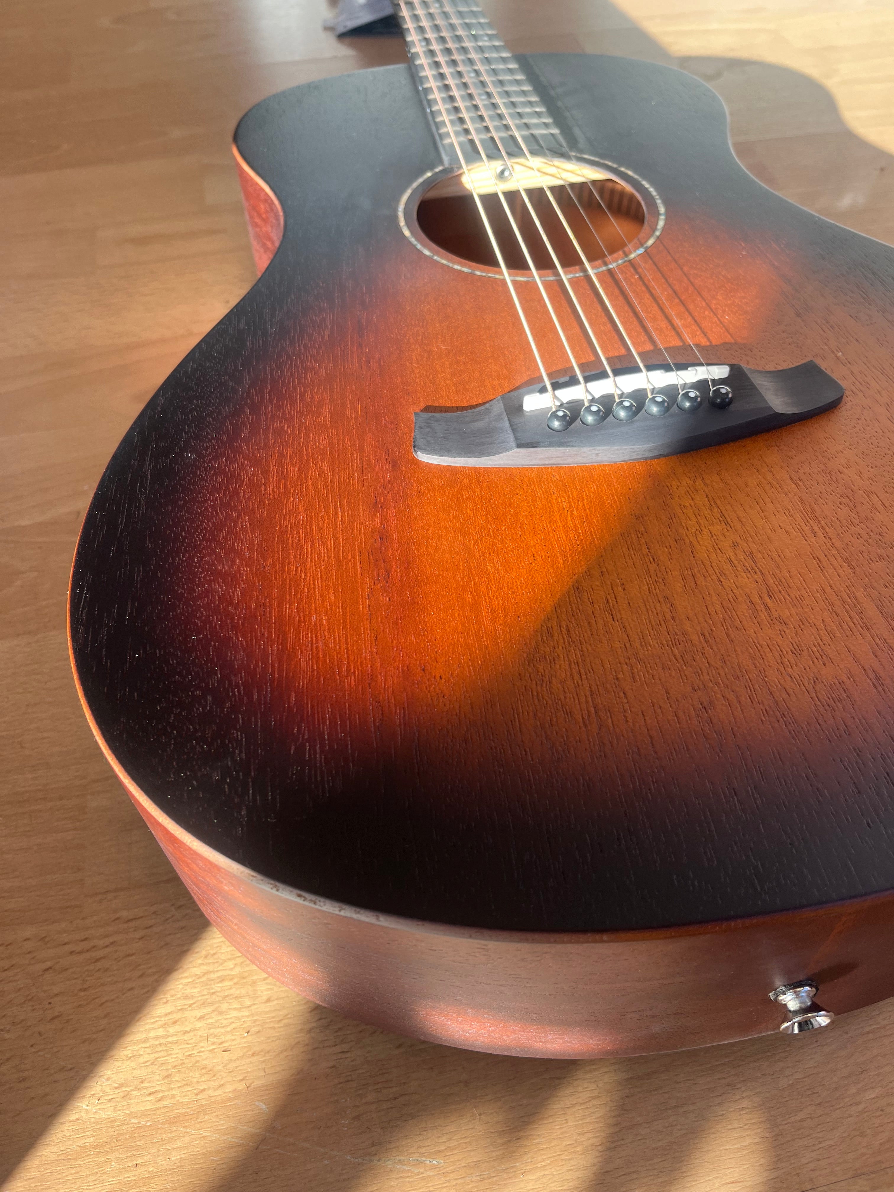Tanglewood Cross Roads Guitar - Parlour Shape