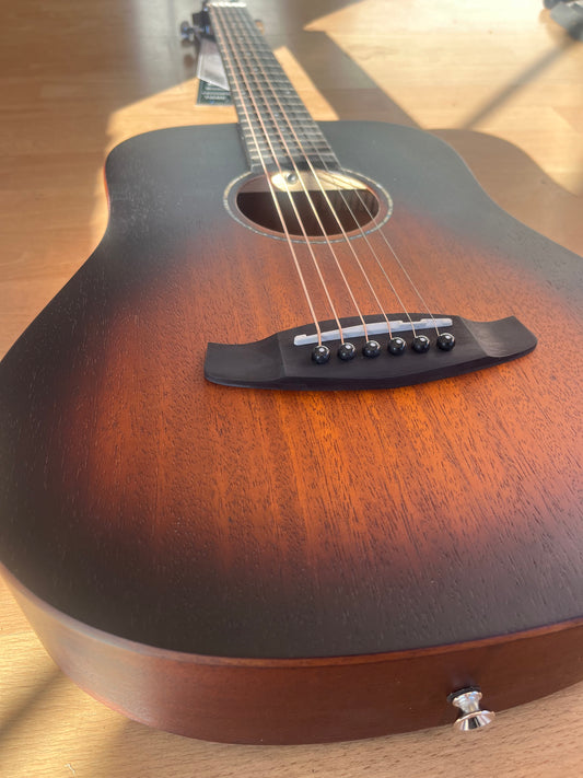 Tanglewood Crossroads Travel size guitar - Great Value