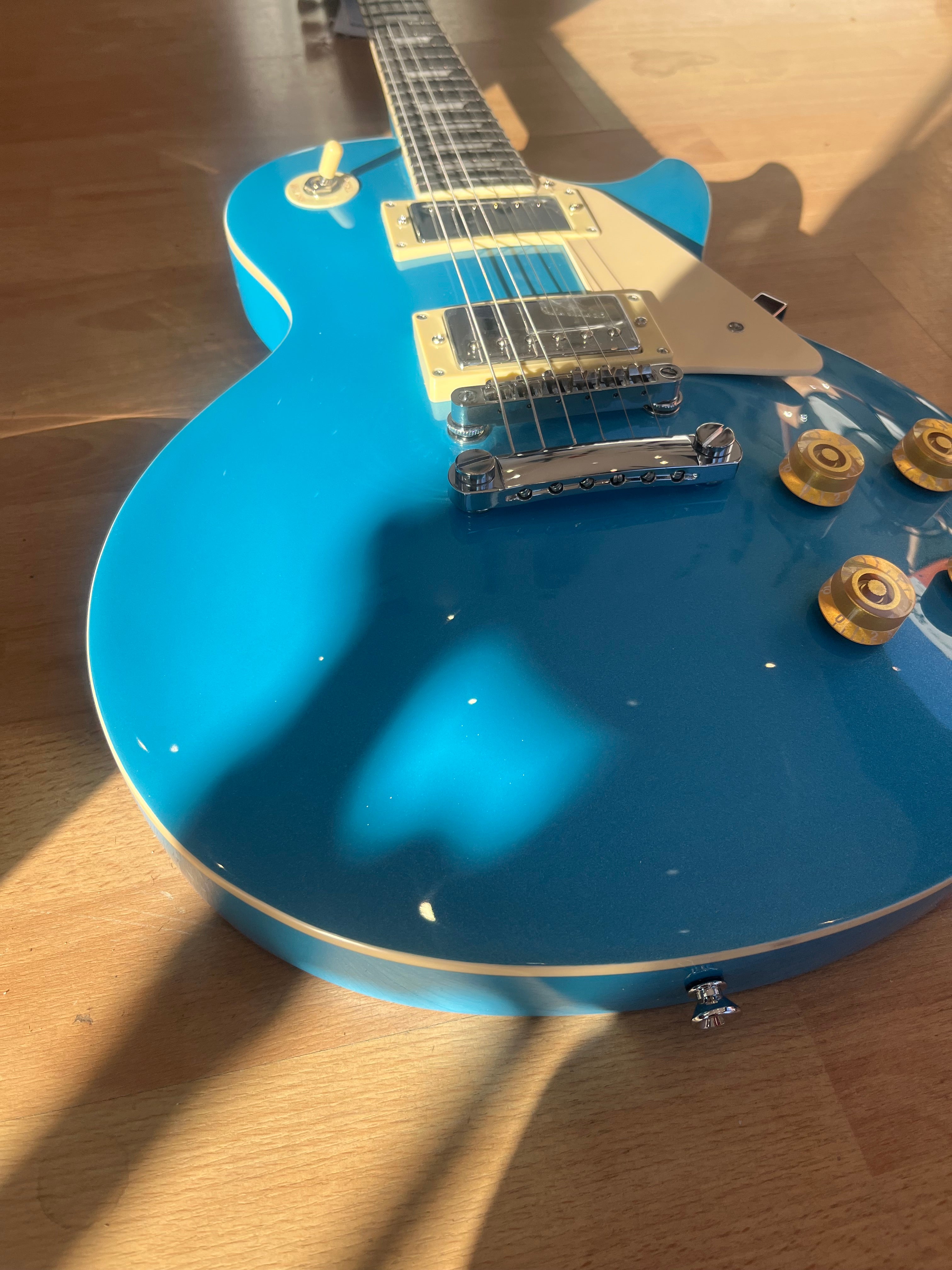 NORTHSTAR LP STYLE w/ SET NECK - CADILLAC BLUE