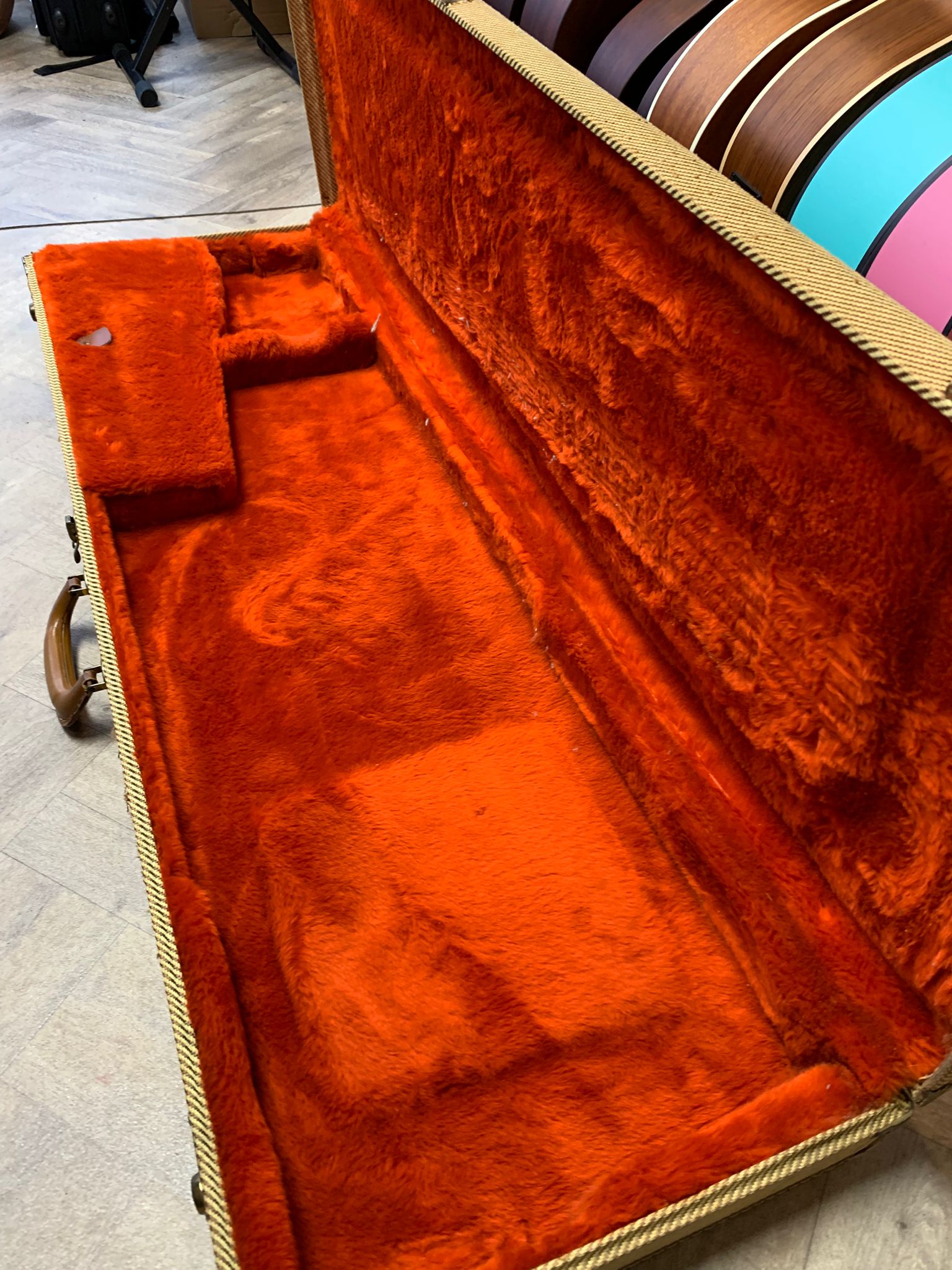 Vintage Tweed Hard Case for Bass Guitar - 1970s - Vintage Condition