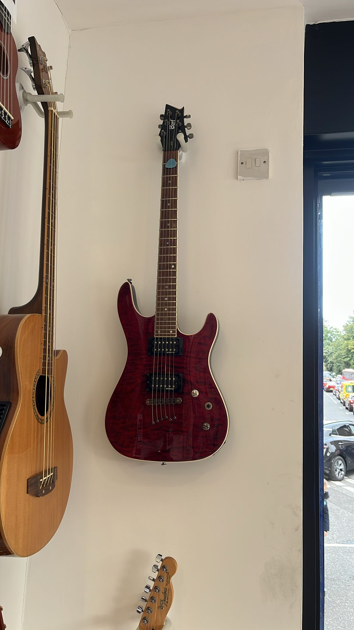 Cort KX1Q in Black Cherry -24 Fret - Excellent Condition