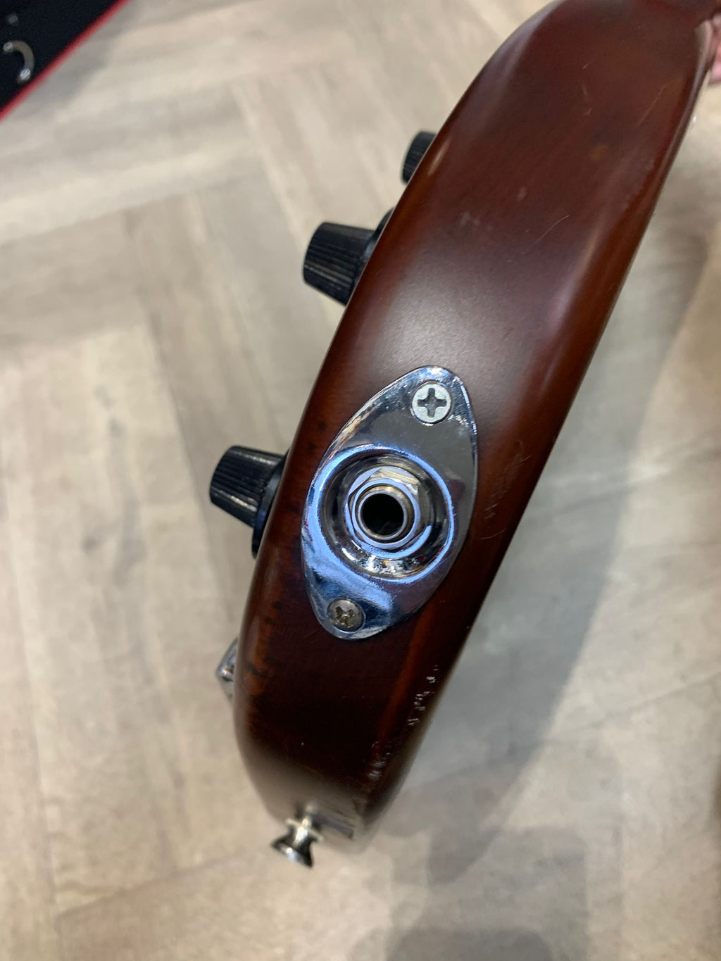 Squier Standard Series Precision Bass V – 5-String - GOOD CONDITION