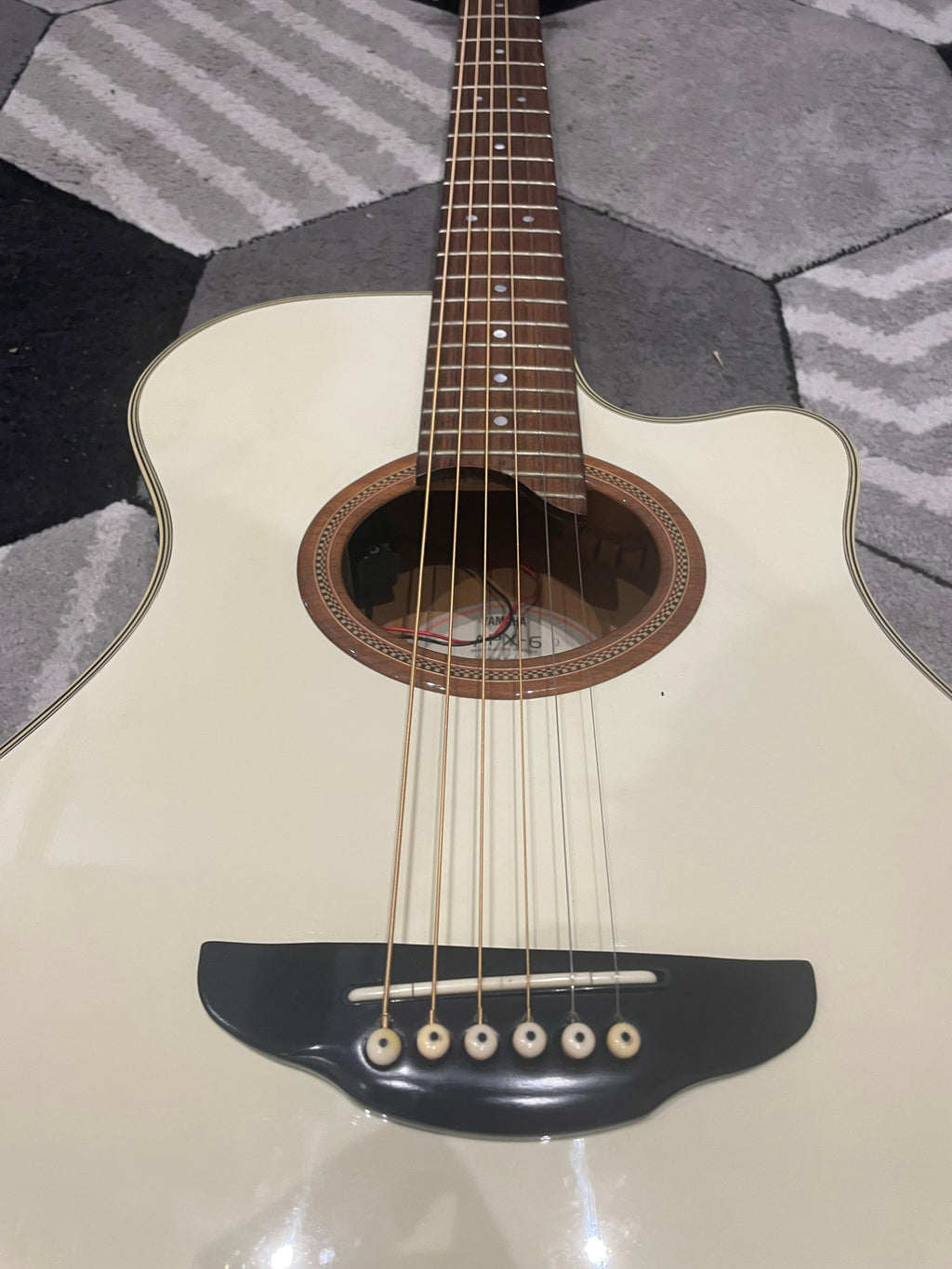 SPARES AND REPAIRS Yamaha APX-6 Electro Acoustic Guitar - READ DESCRIPTION