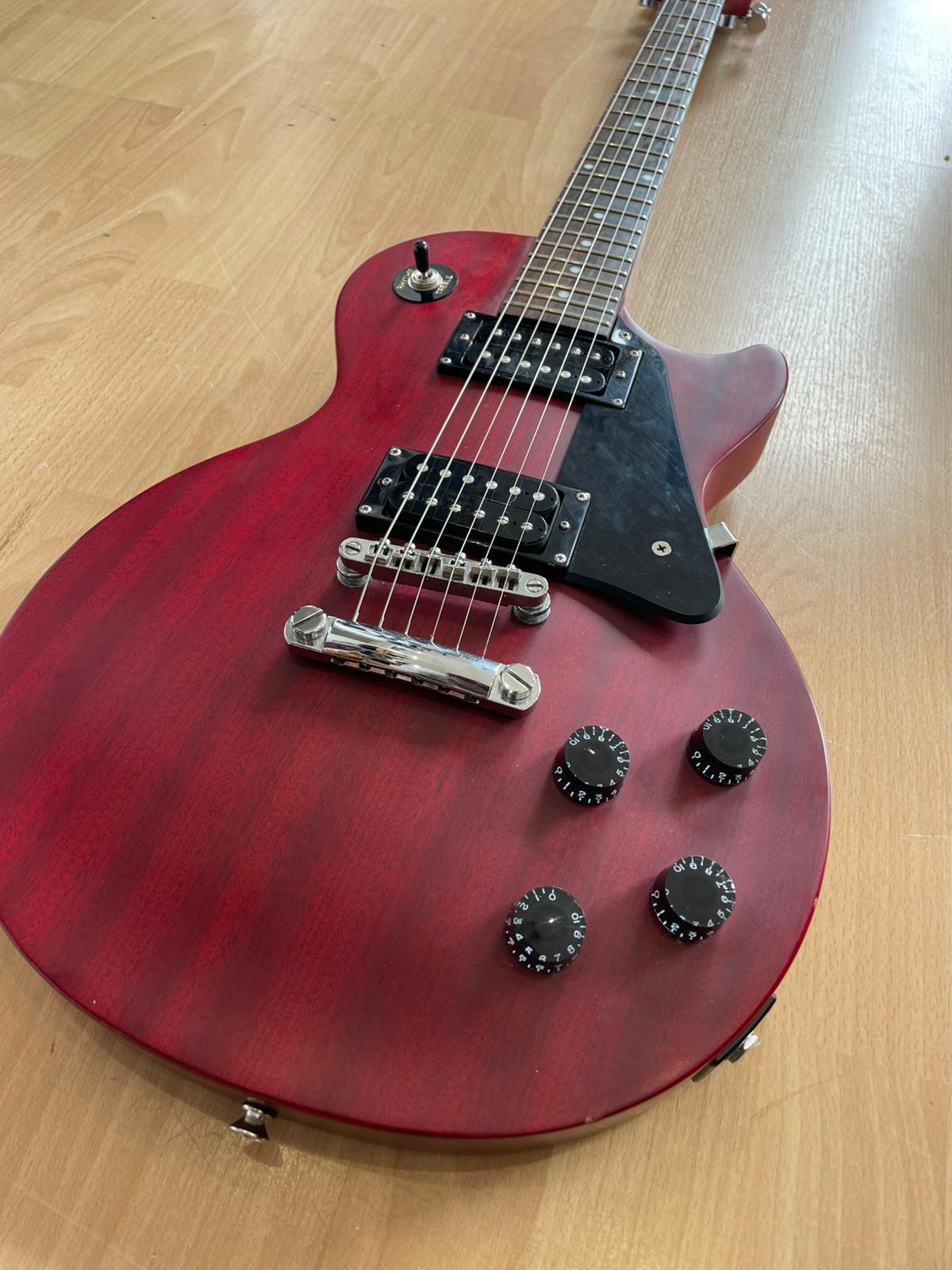 Epiphone Les Paul Studio in Wine Red Finish - Excellent Condition