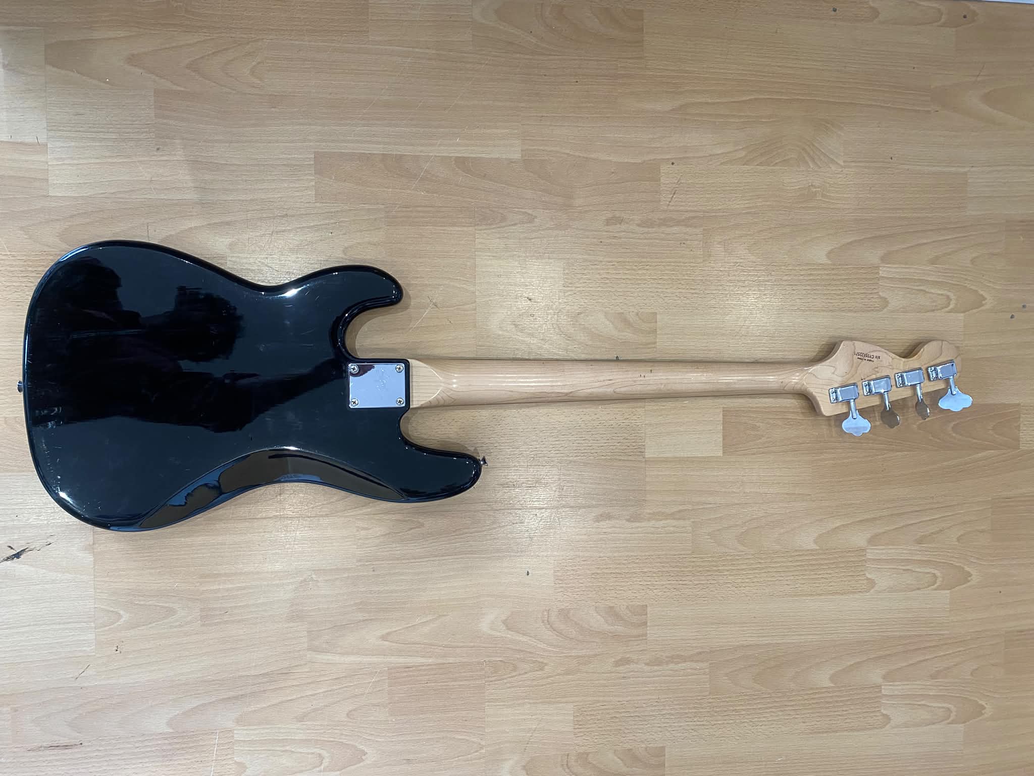 Fender Squier Affinity Precision Bass PJ in Black - Excellent Condition