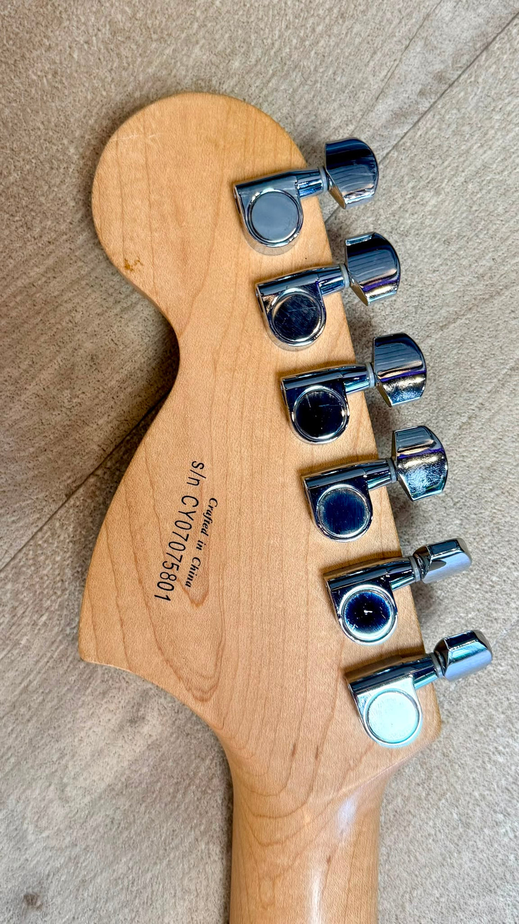 Fender Squier Affinity Series Stratocaster in sunburst finish- Great condition