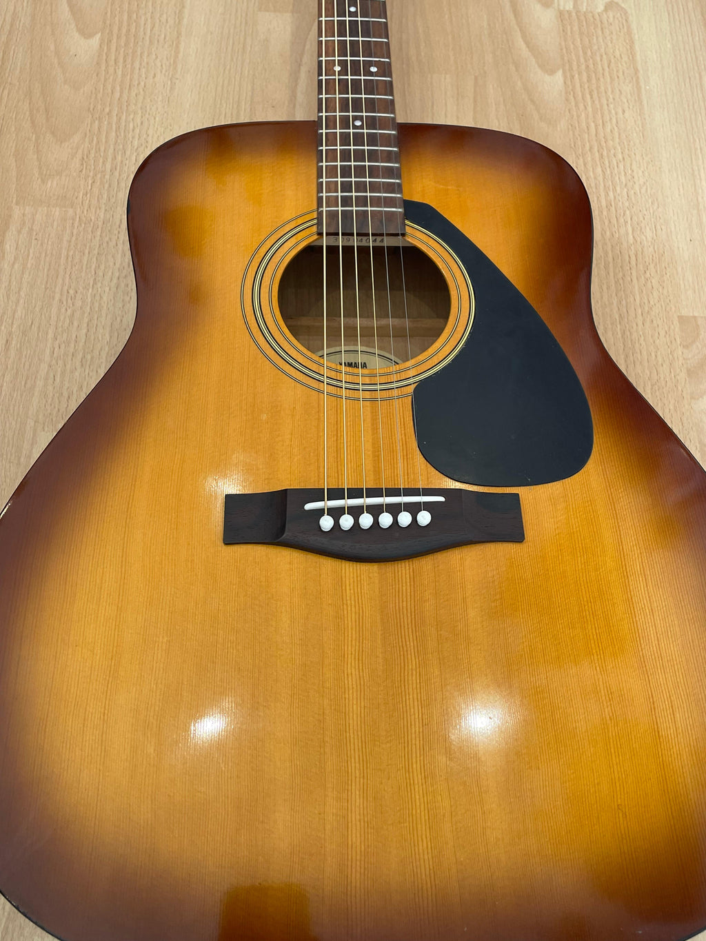 Yamaha F310 TBS Acoustic Guitar- Great Condition
